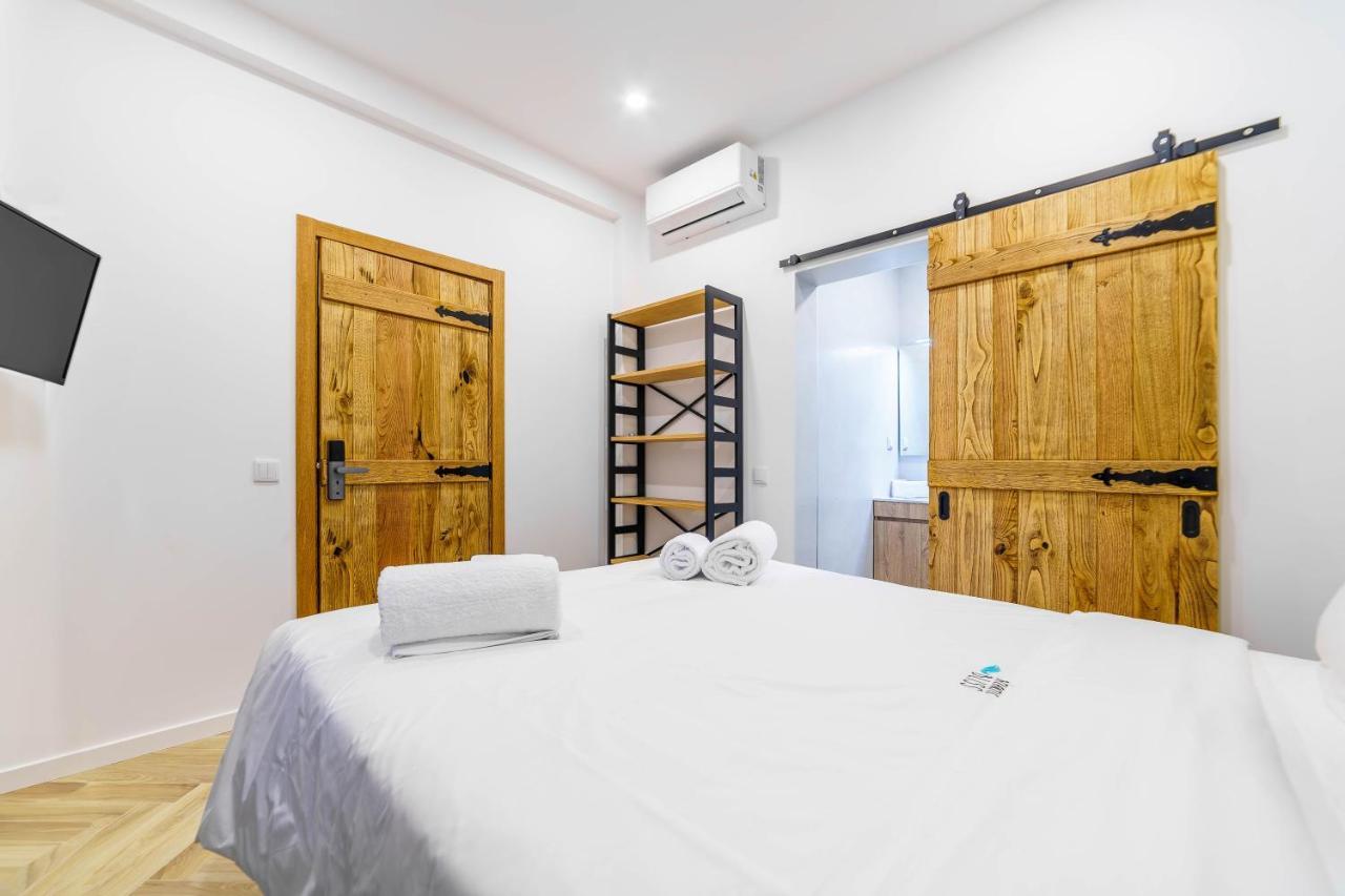 Atlantic Bliss Hostel อัลบูเฟรา ภายนอก รูปภาพ