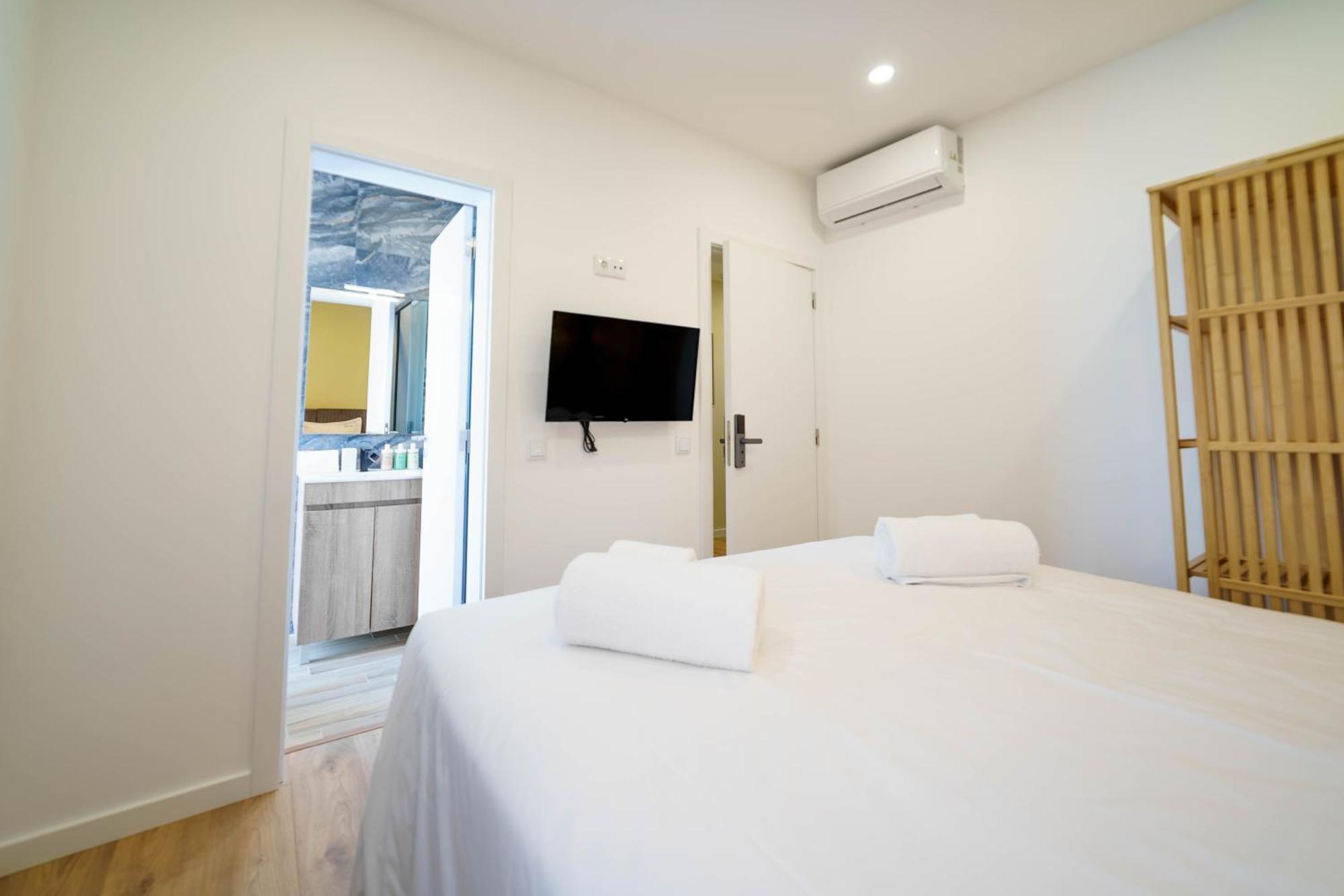 Atlantic Bliss Hostel อัลบูเฟรา ภายนอก รูปภาพ