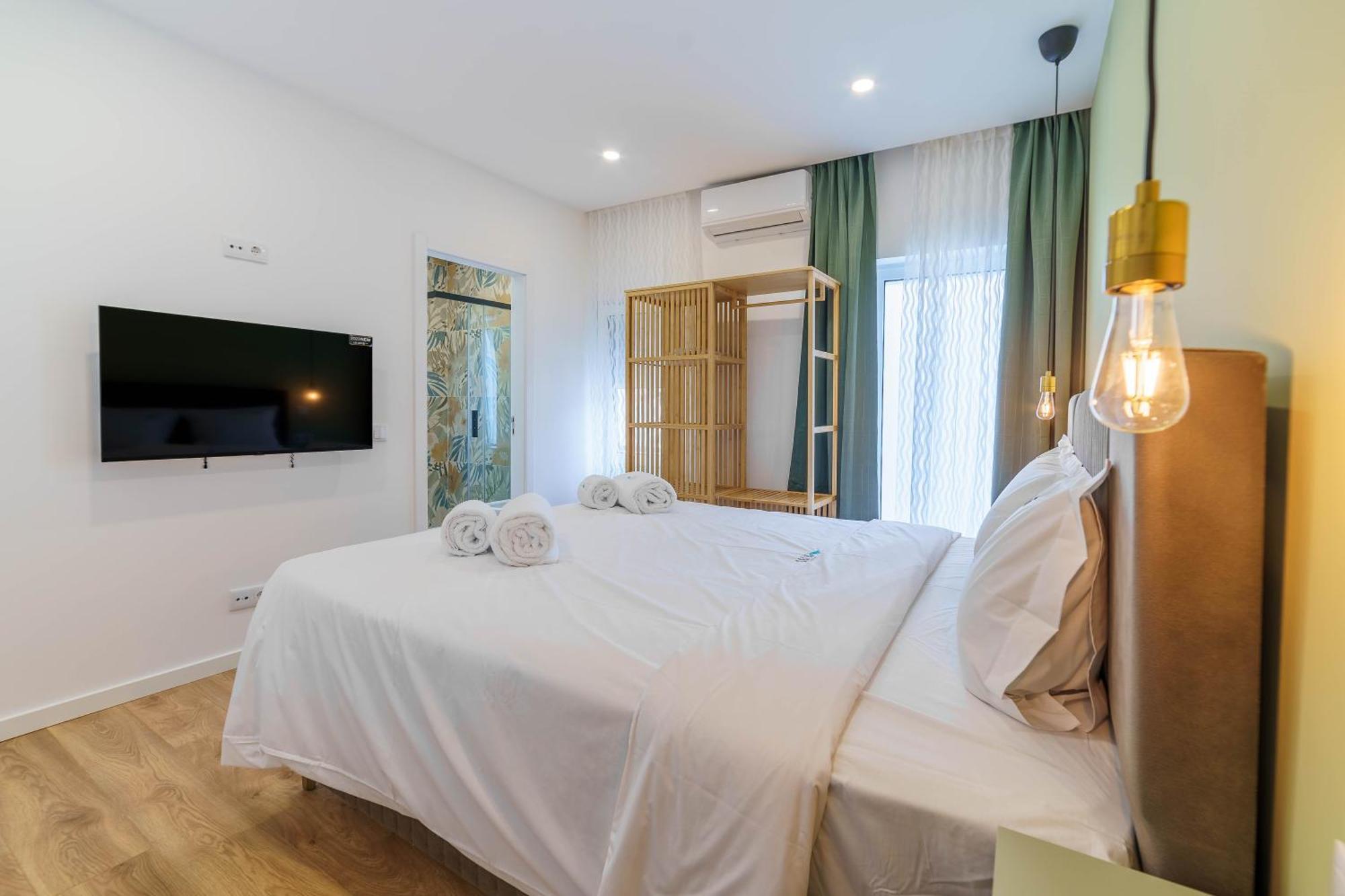 Atlantic Bliss Hostel อัลบูเฟรา ภายนอก รูปภาพ