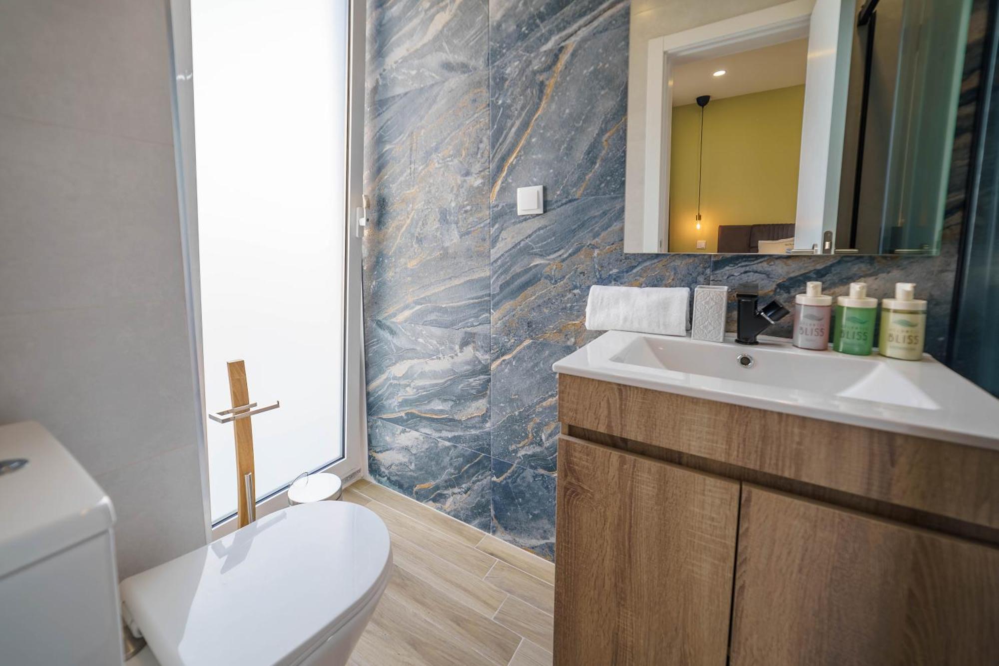 Atlantic Bliss Hostel อัลบูเฟรา ภายนอก รูปภาพ