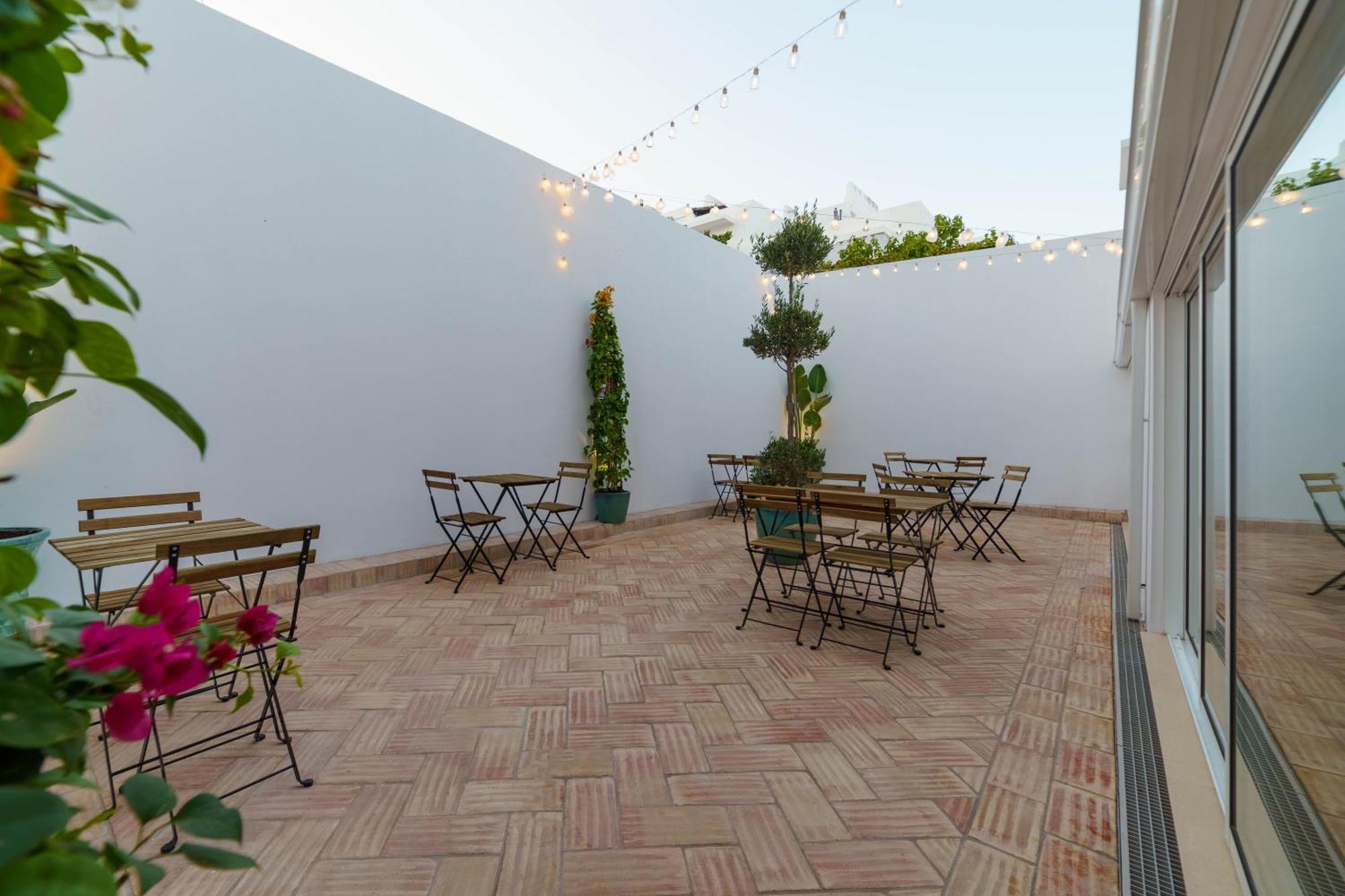Atlantic Bliss Hostel อัลบูเฟรา ภายนอก รูปภาพ