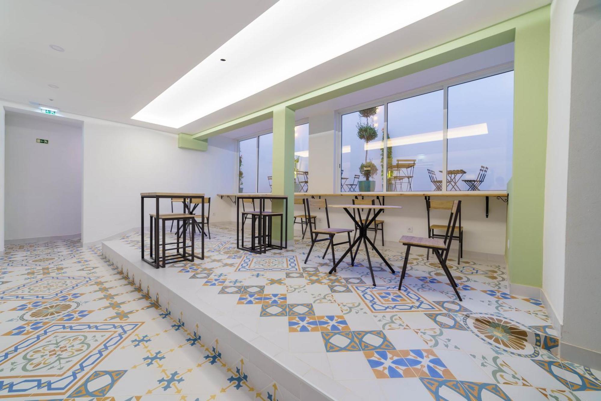 Atlantic Bliss Hostel อัลบูเฟรา ภายนอก รูปภาพ