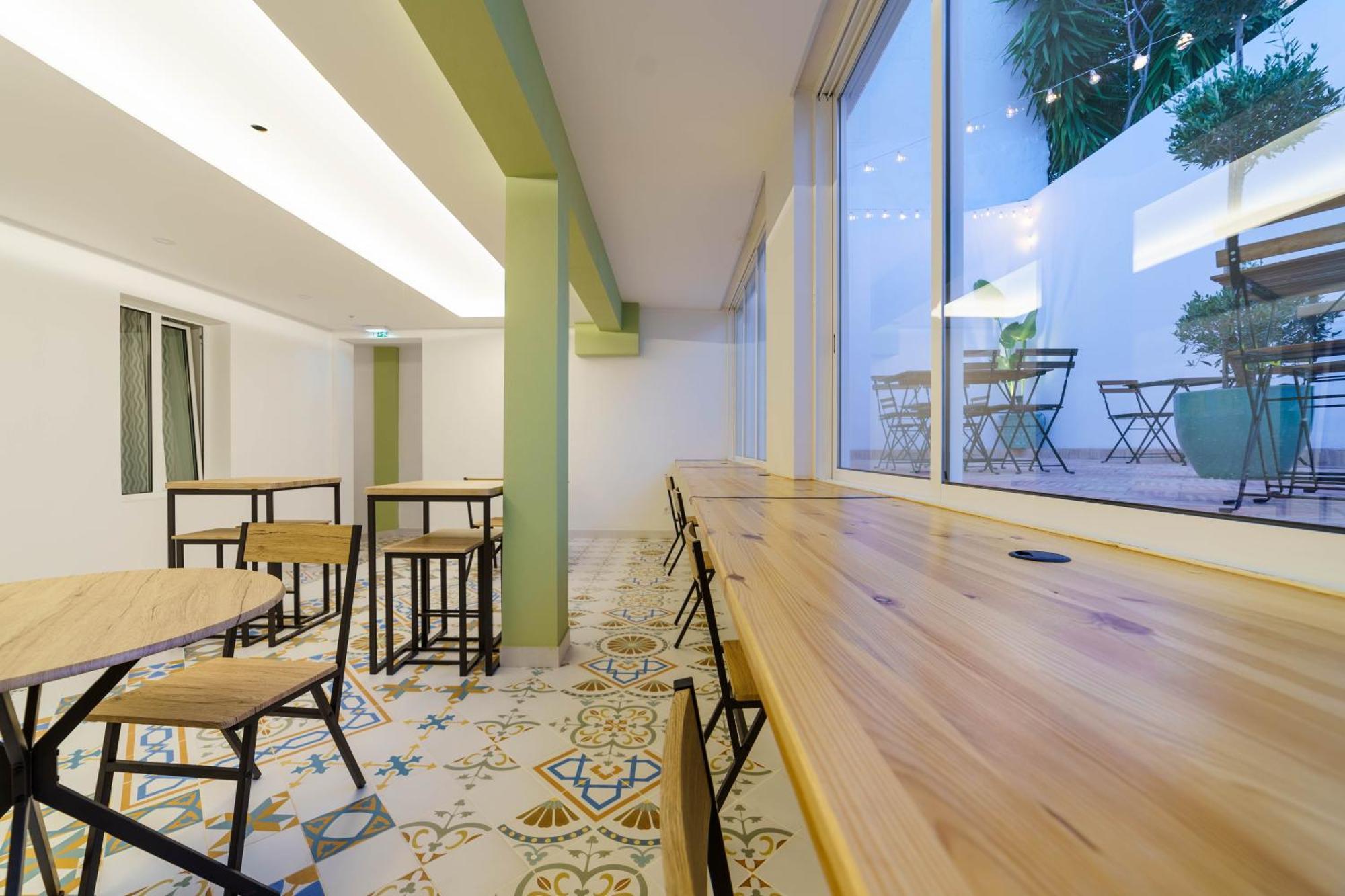 Atlantic Bliss Hostel อัลบูเฟรา ภายนอก รูปภาพ